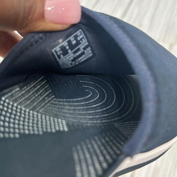 Clarks Arla Cloudsteppers Navy Blue Comfort Slide Summer Sandals Women’s Size 8 - Picture 11 of 12